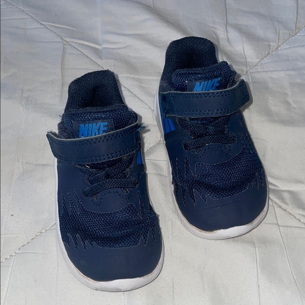 Nike Blue Sneakers with Velcro Closure and White Sole
